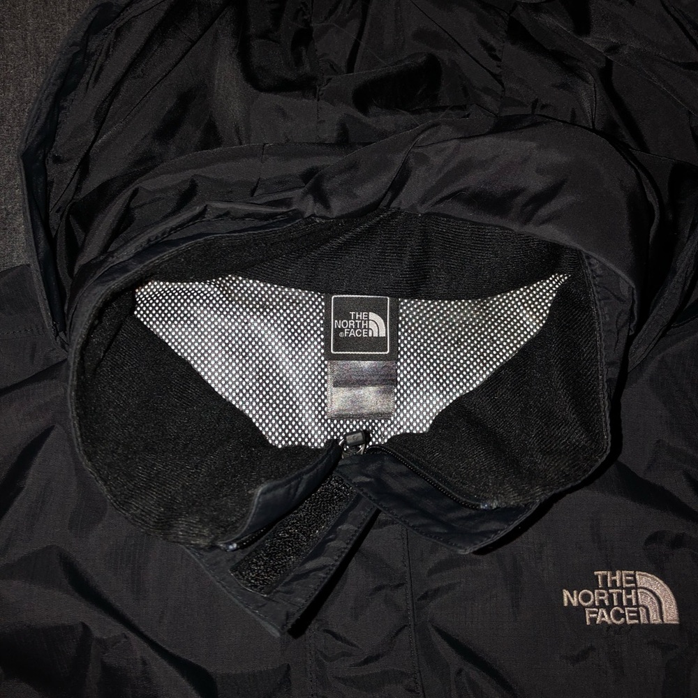 Women’s North Face rain coat